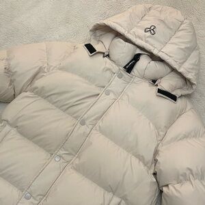 TNA Superpuff in Matte Pearl 🤍💌